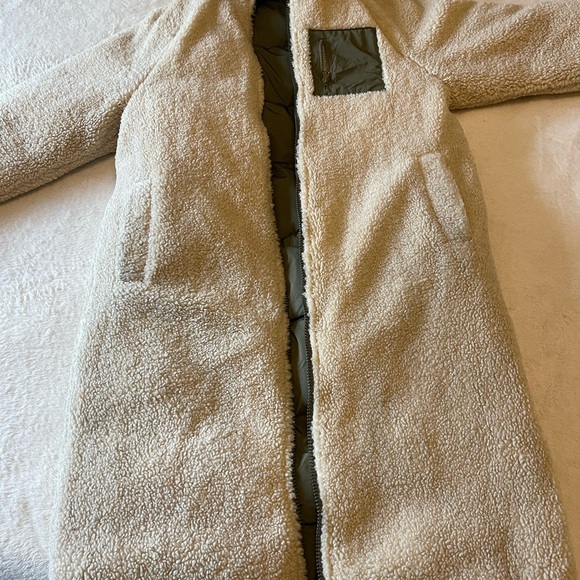 Reversible coat - Picture 5 of 7